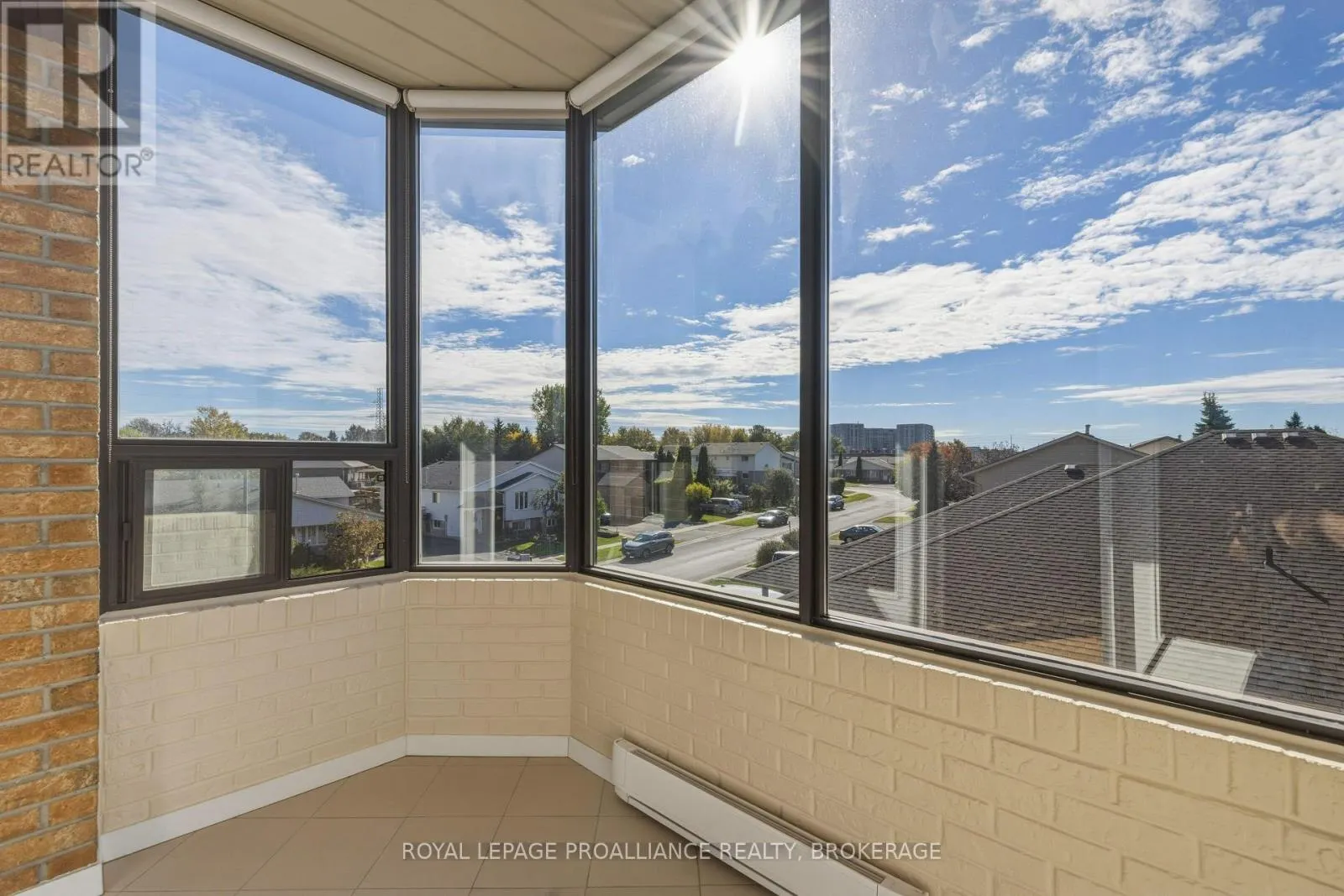 301 - 649 DAVIS DRIVE #301