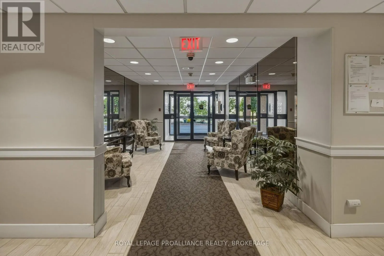 301 - 649 DAVIS DRIVE #301
