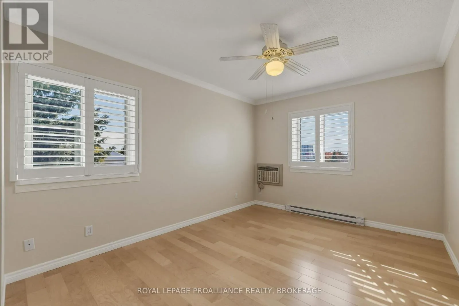 301 - 649 DAVIS DRIVE #301