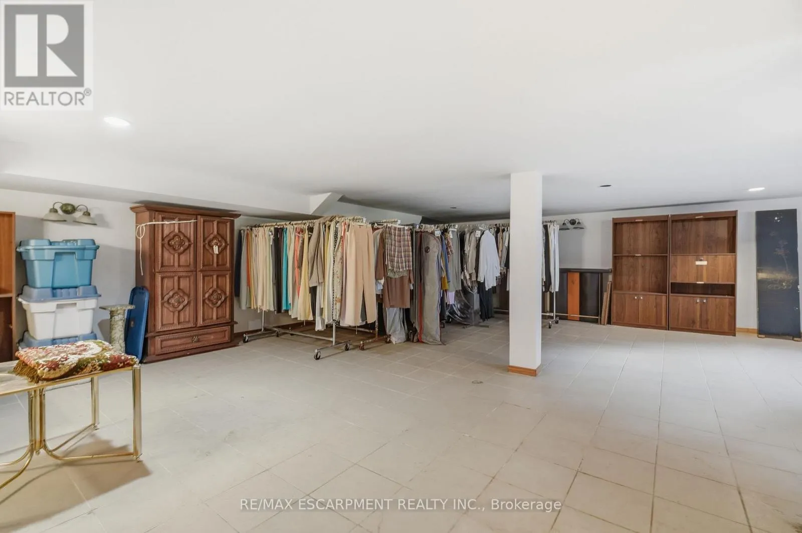 904 MONTGOMERY DRIVE
