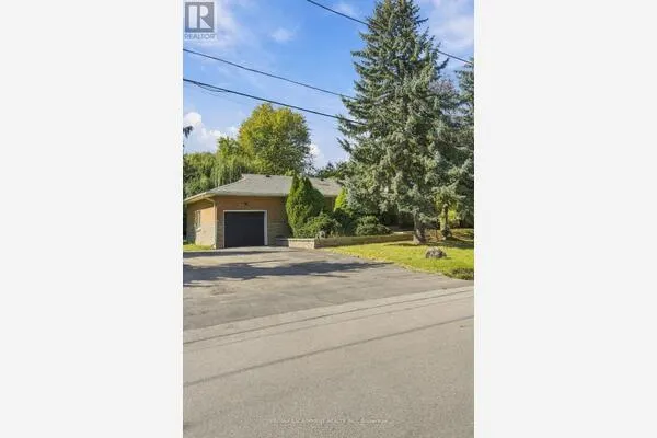 904 MONTGOMERY DRIVE