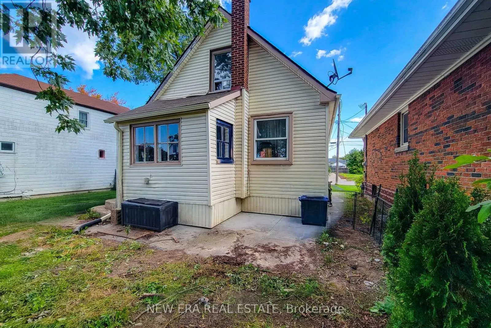 38 CLIFFORD AVENUE