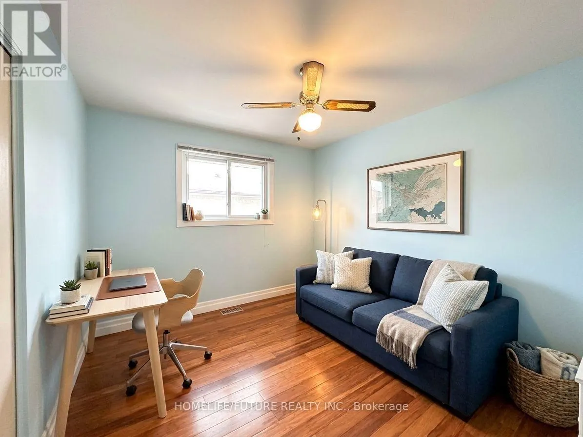 272 KINZIE AVENUE