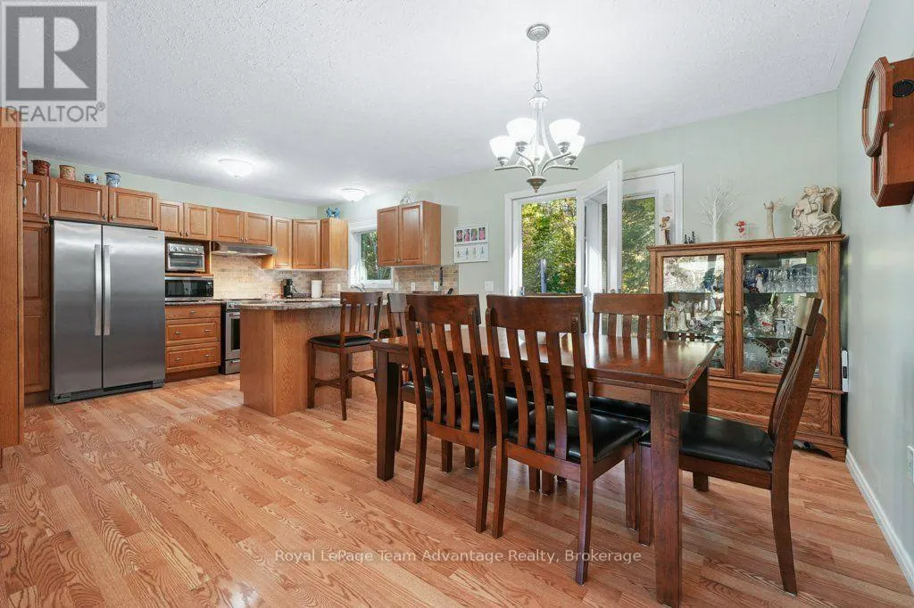 10 OAKRIDGE ROAD