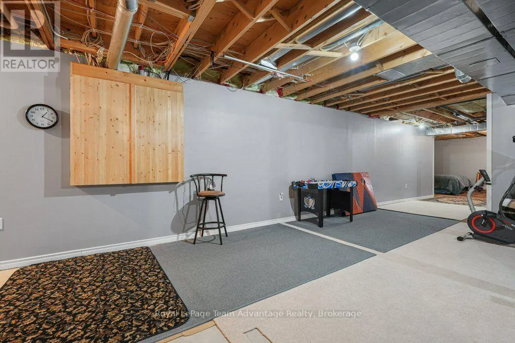 10 OAKRIDGE ROAD
