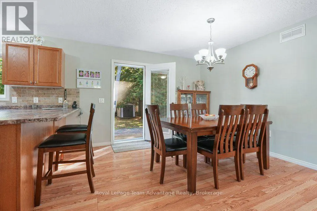 10 OAKRIDGE ROAD