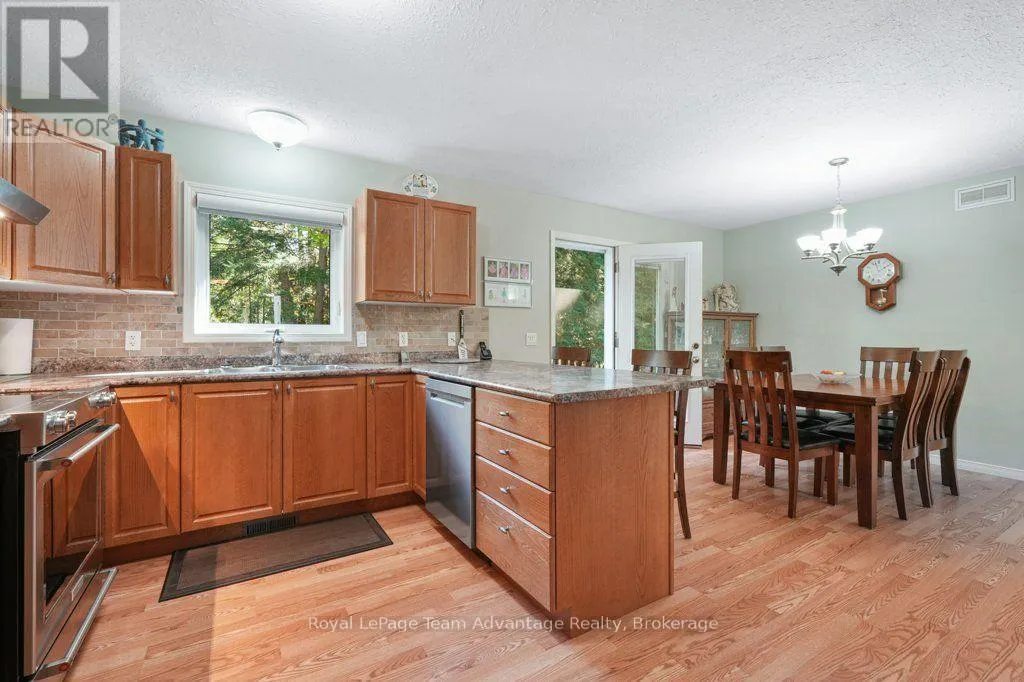 10 OAKRIDGE ROAD