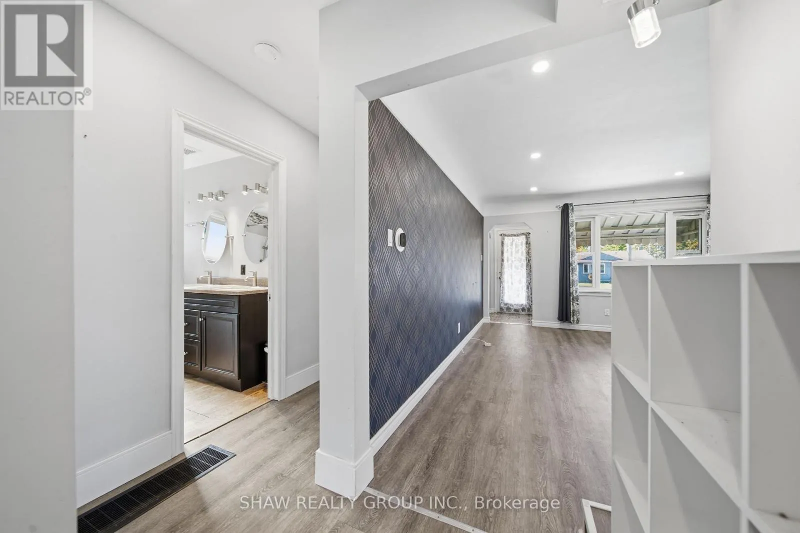 468 HIGHLAND ROAD