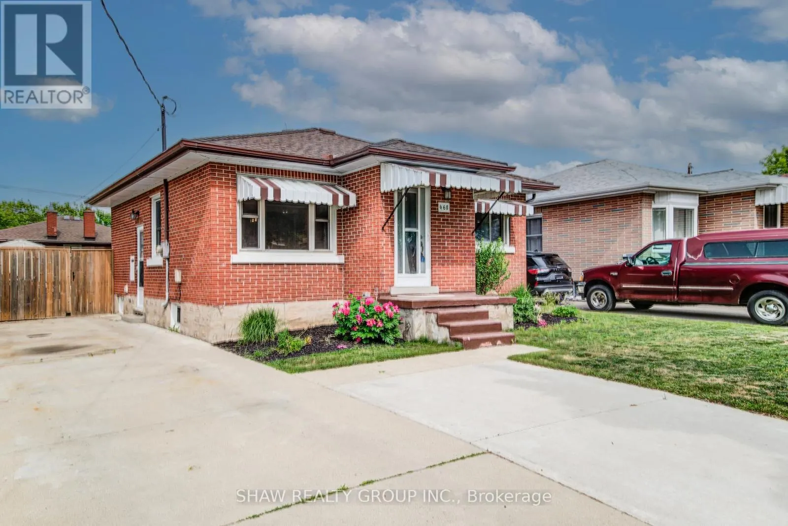 468 HIGHLAND ROAD