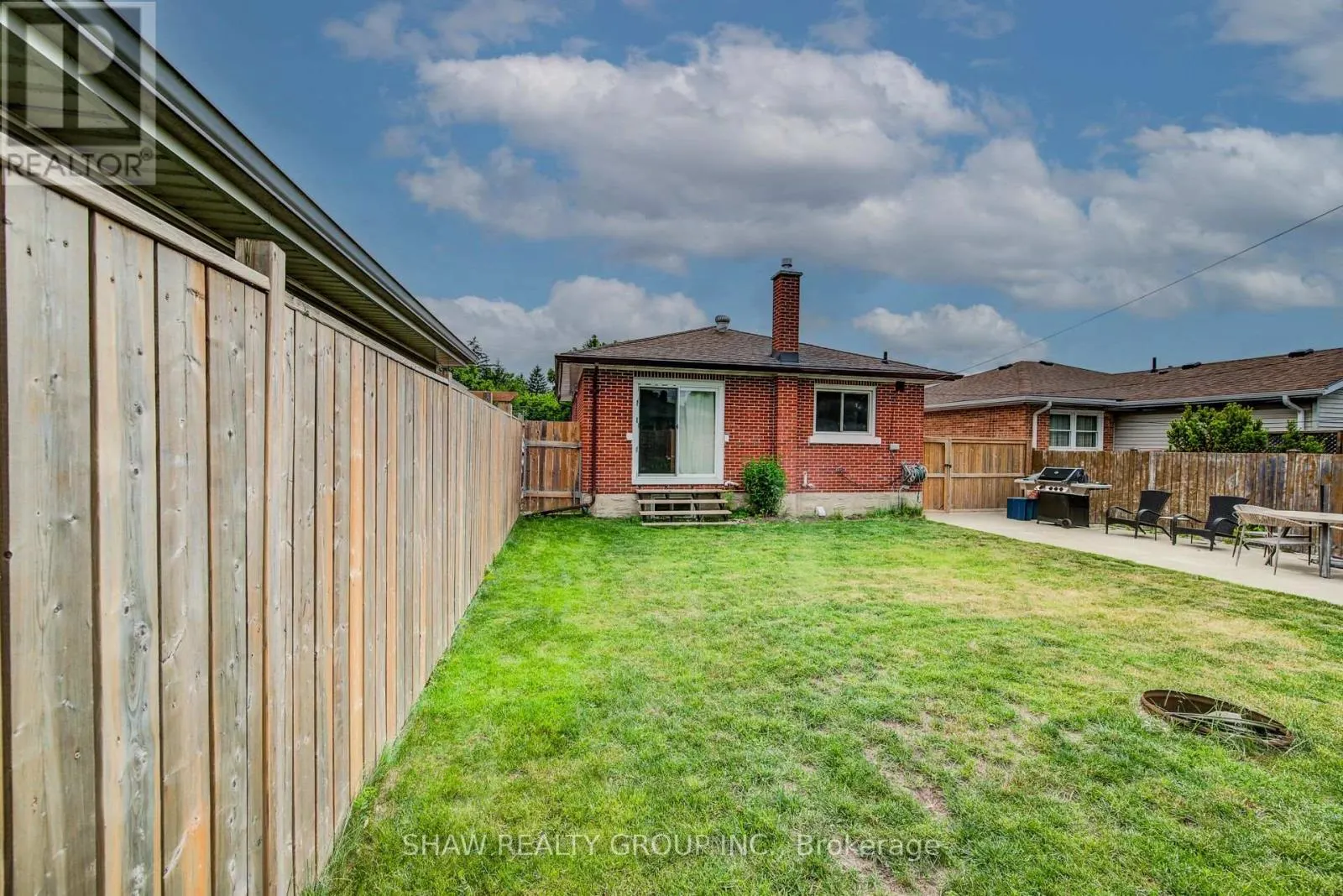 468 HIGHLAND ROAD