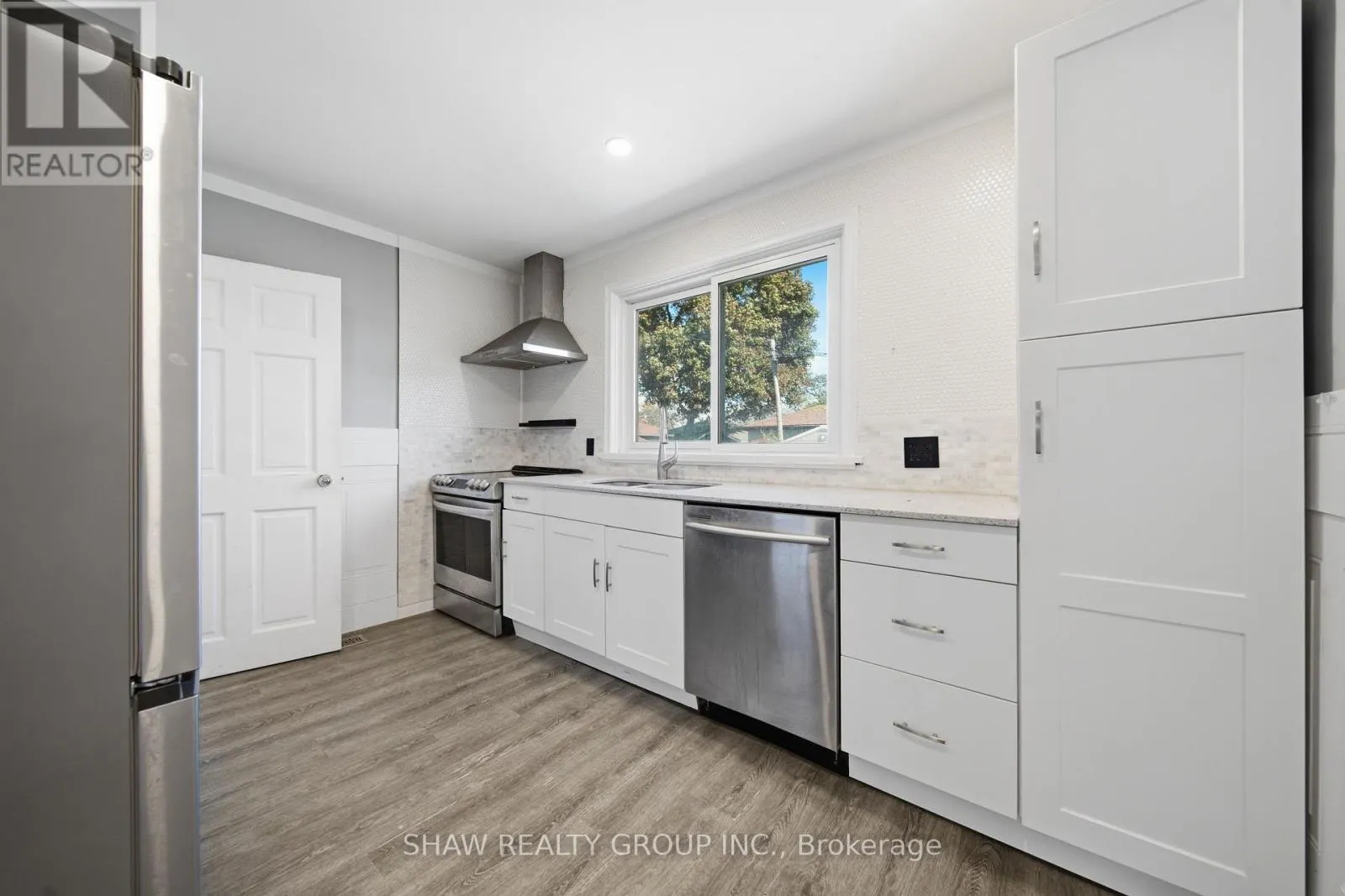 468 HIGHLAND ROAD