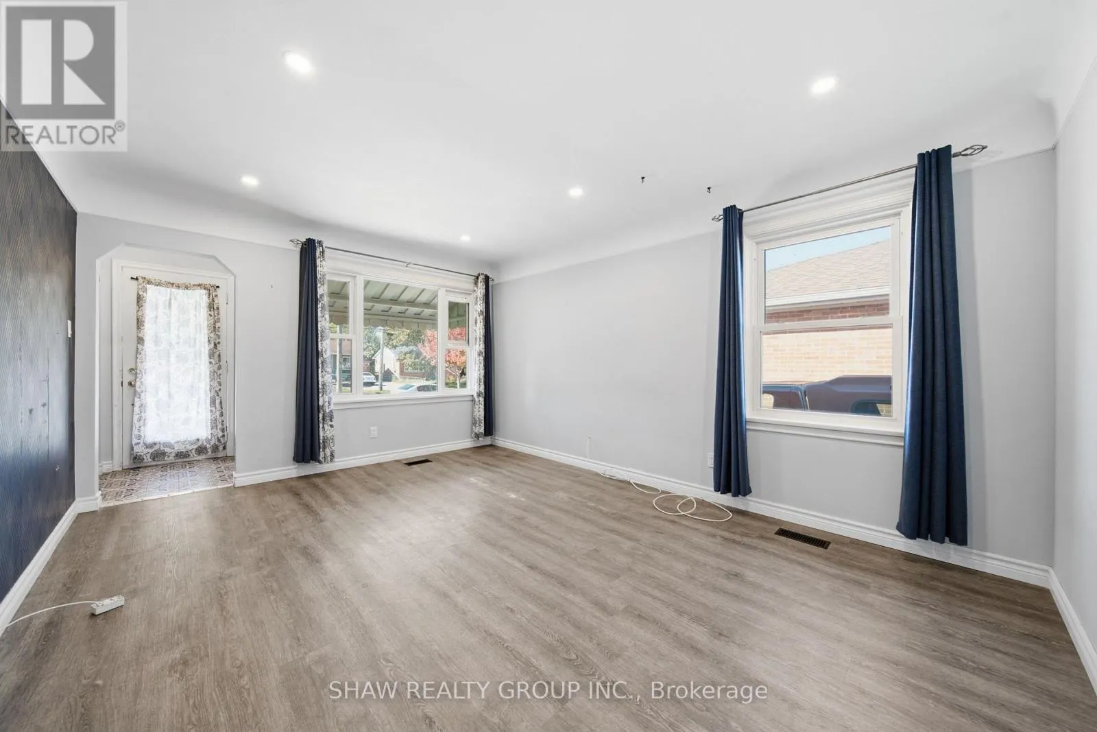 468 HIGHLAND ROAD
