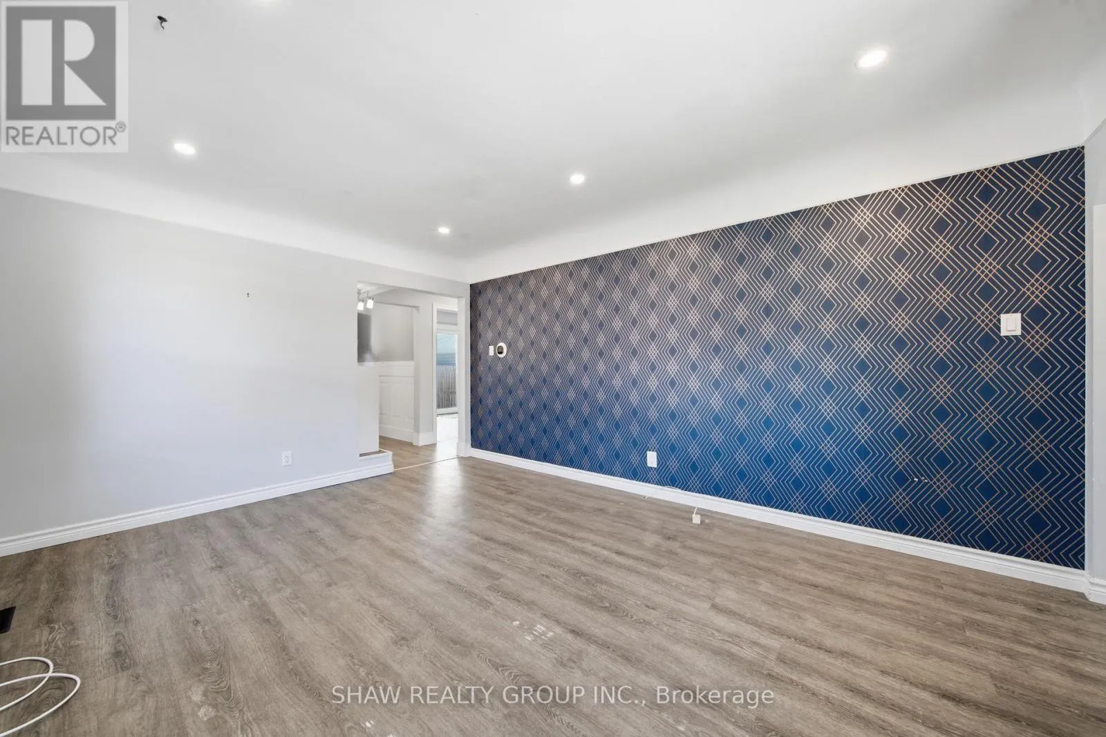 468 HIGHLAND ROAD
