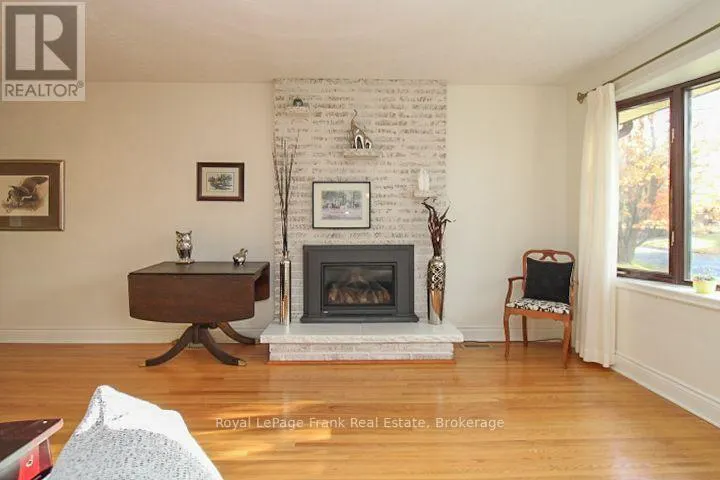 62 SPRINGBROOK DRIVE