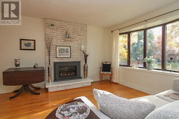 62 SPRINGBROOK DRIVE