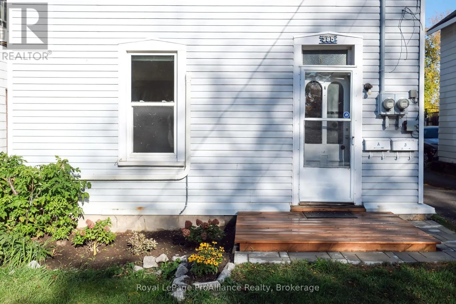 395 BLEECKER AVENUE