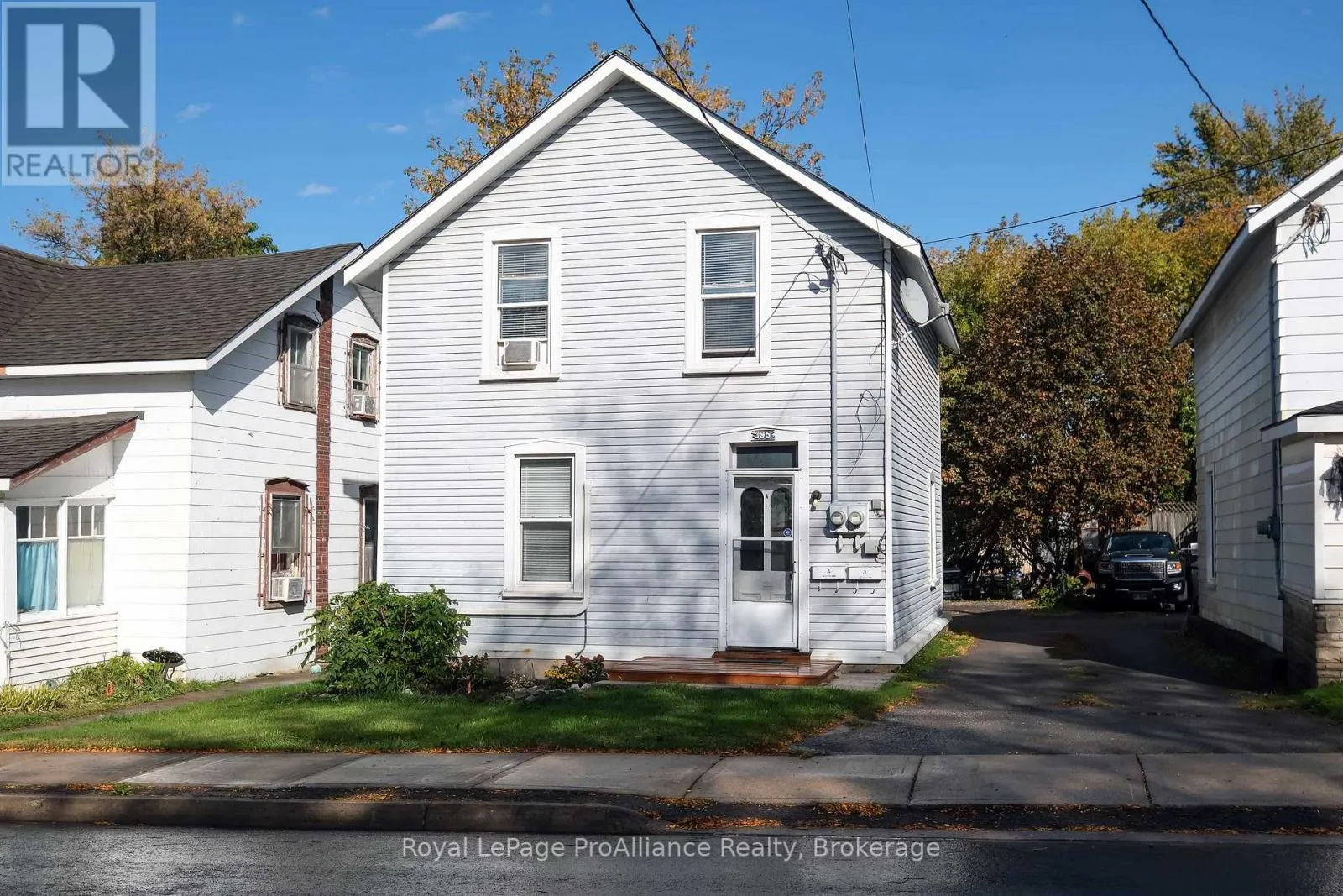 395 BLEECKER AVENUE