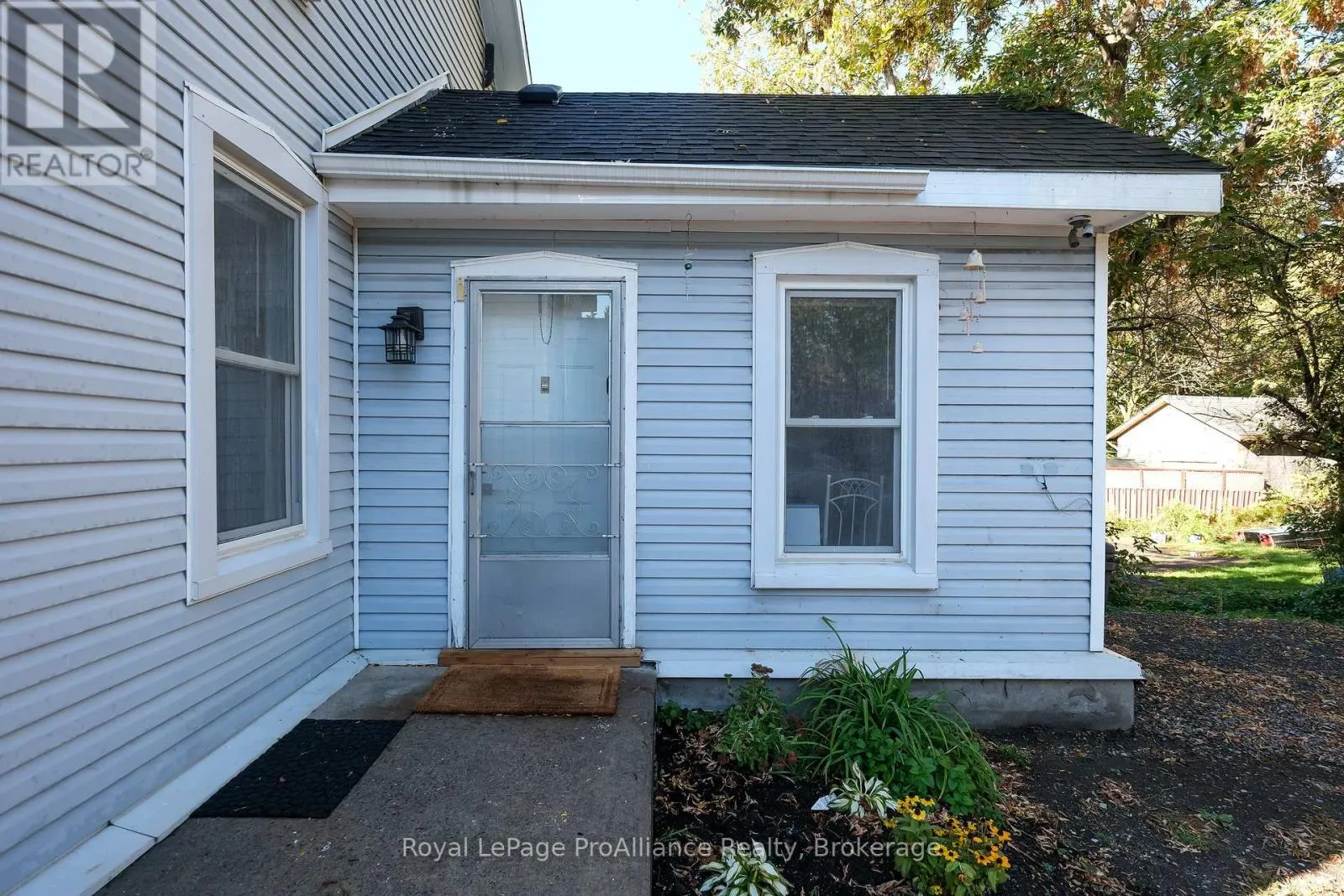395 BLEECKER AVENUE