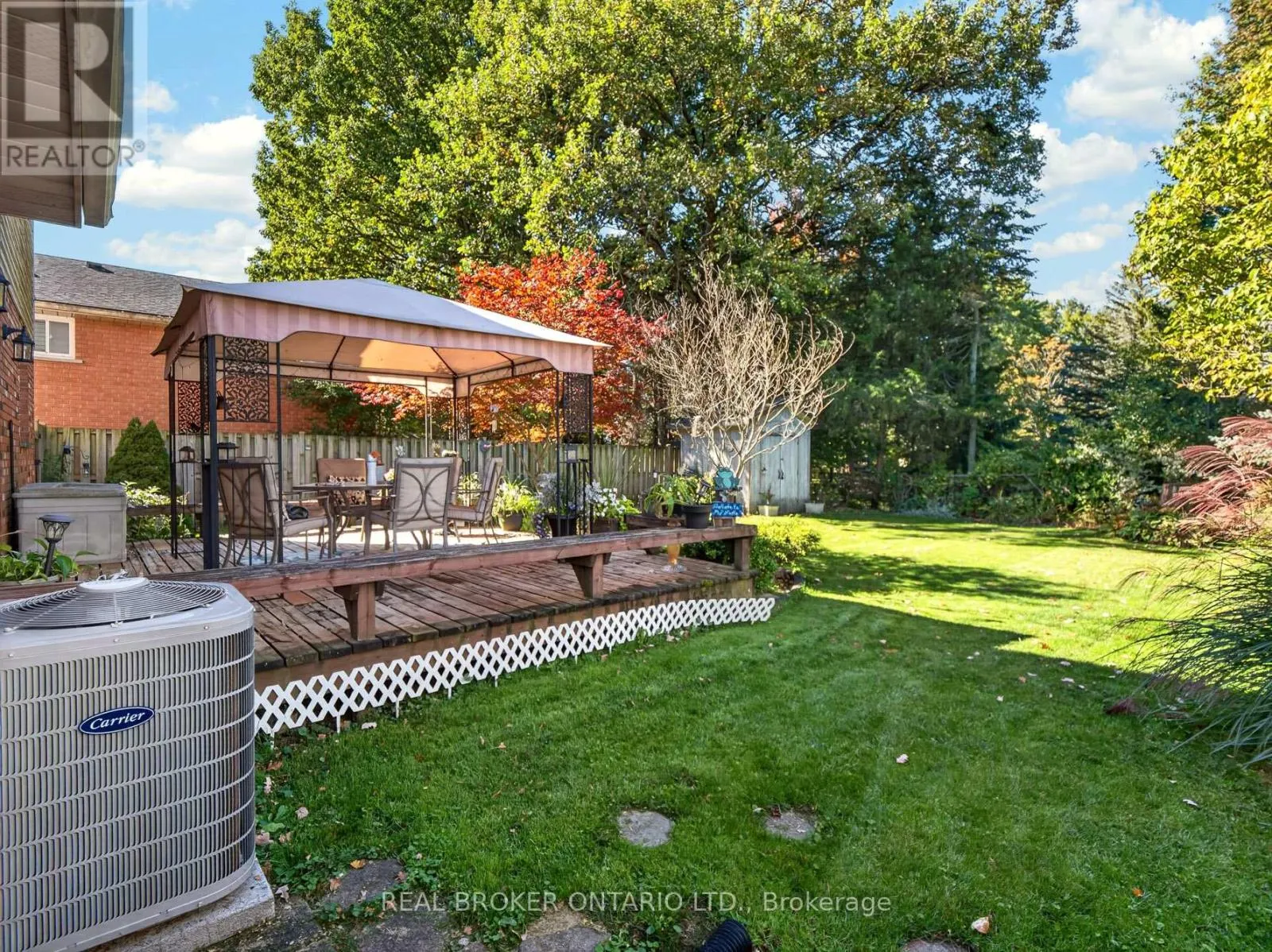 133 LEASIDE DRIVE