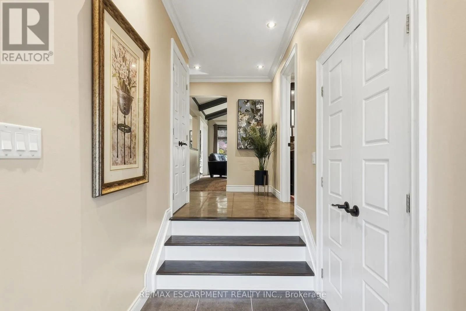 816 ALEXANDER ROAD