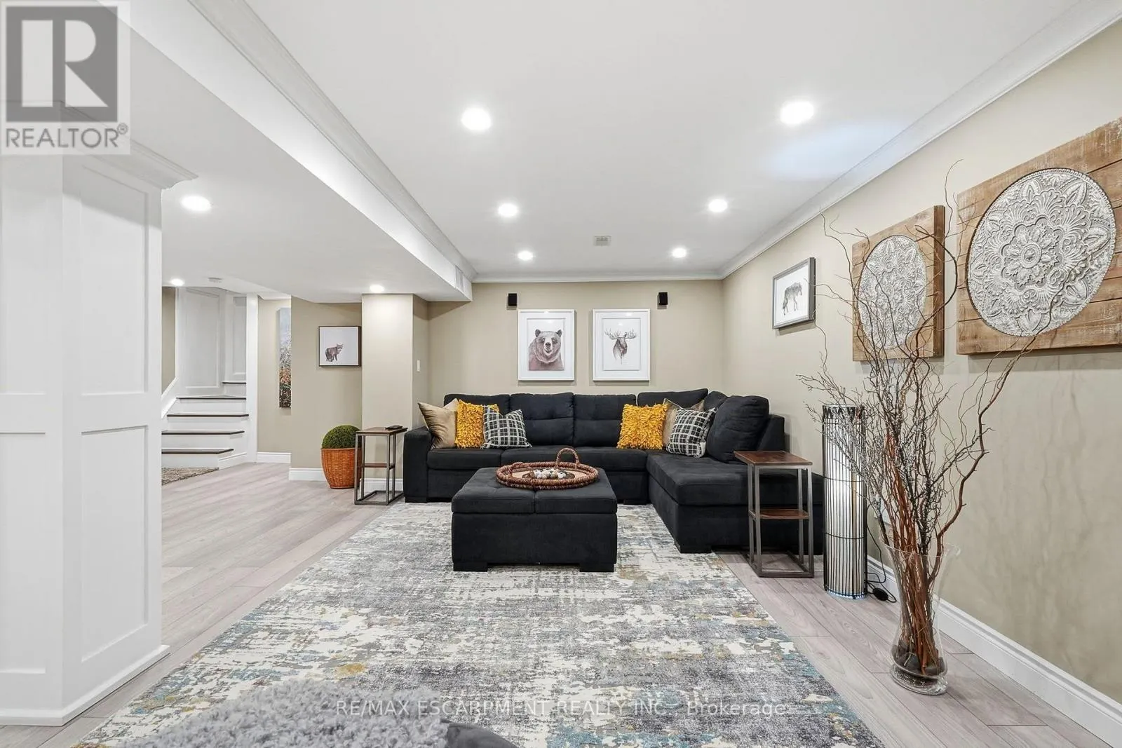 816 ALEXANDER ROAD