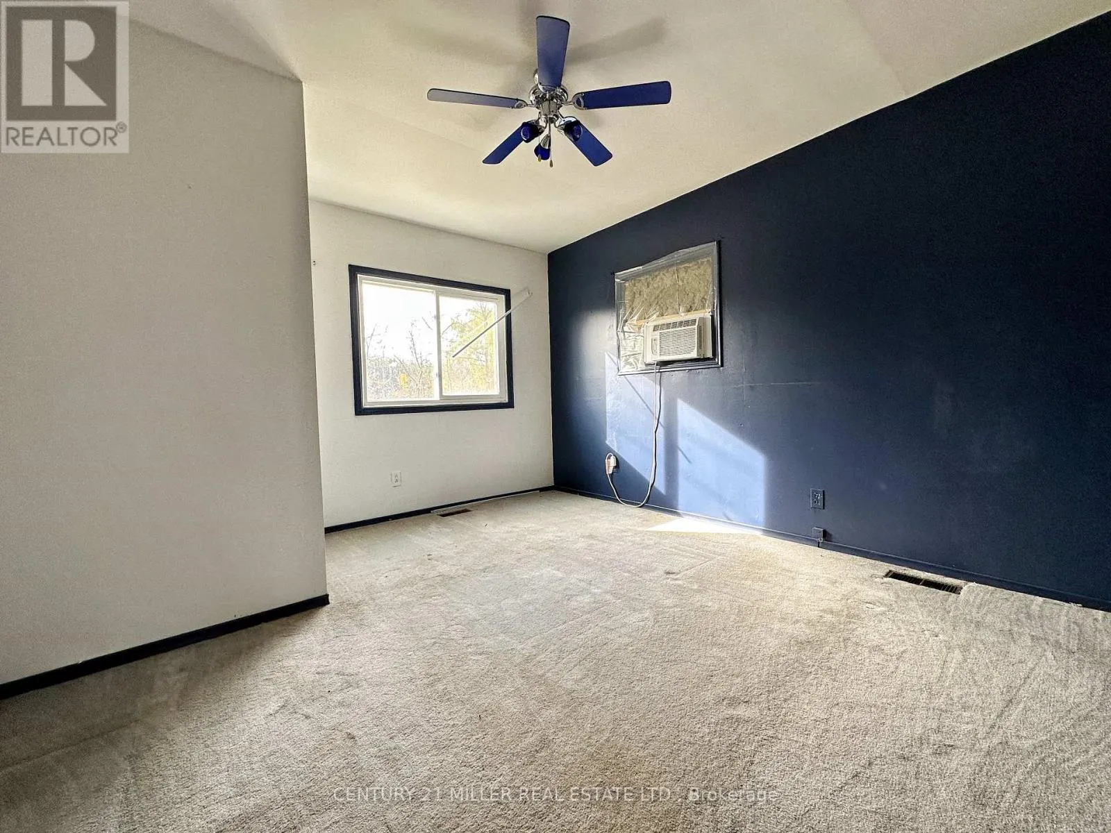 49 RIDGE ROAD E