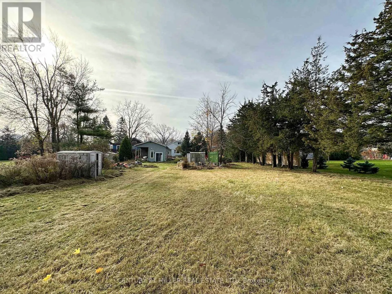 49 RIDGE ROAD E