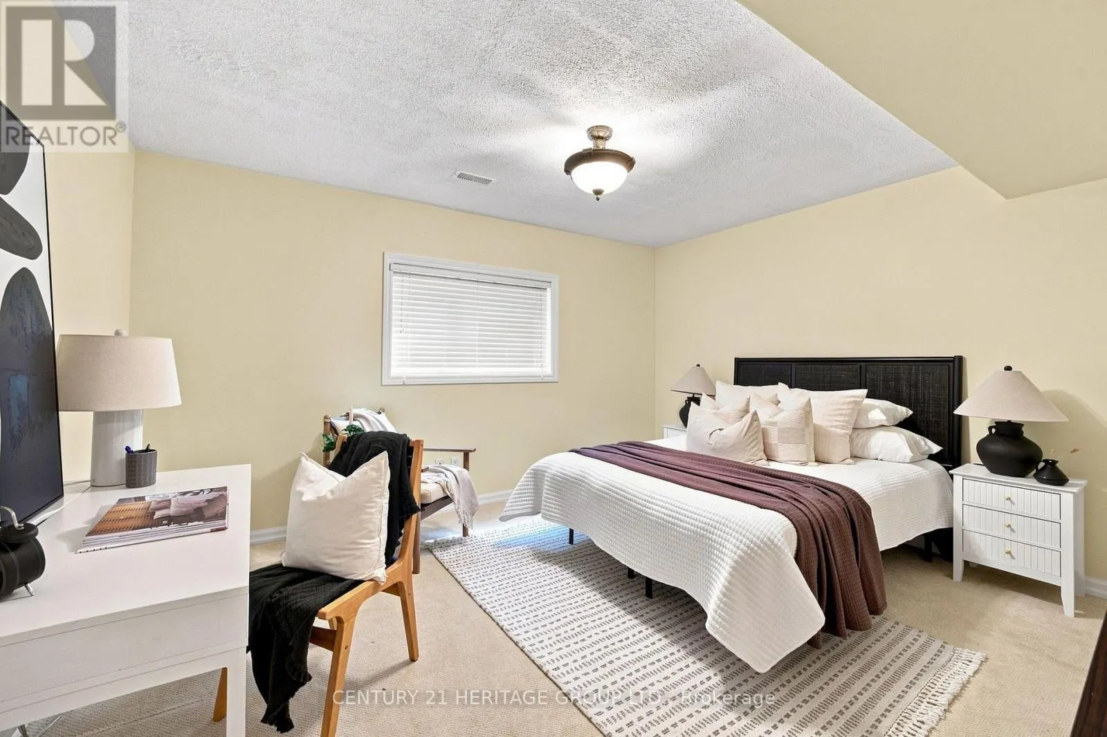 546 JERSEYVILLE ROAD W