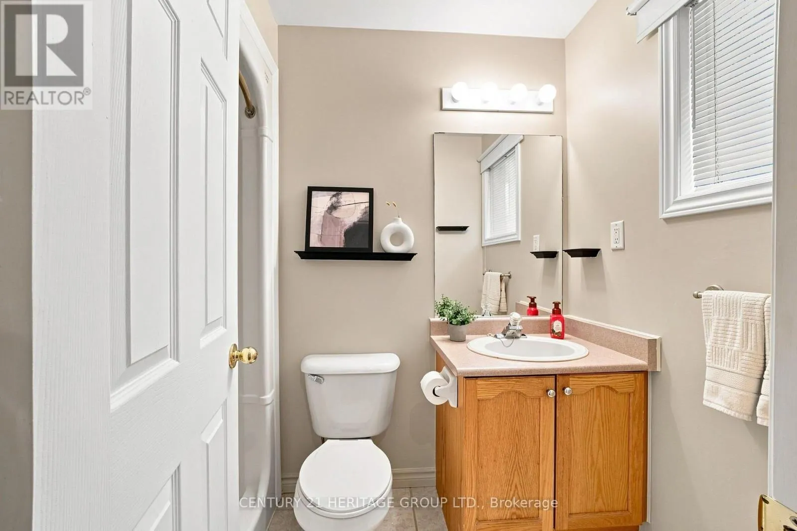 546 JERSEYVILLE ROAD W
