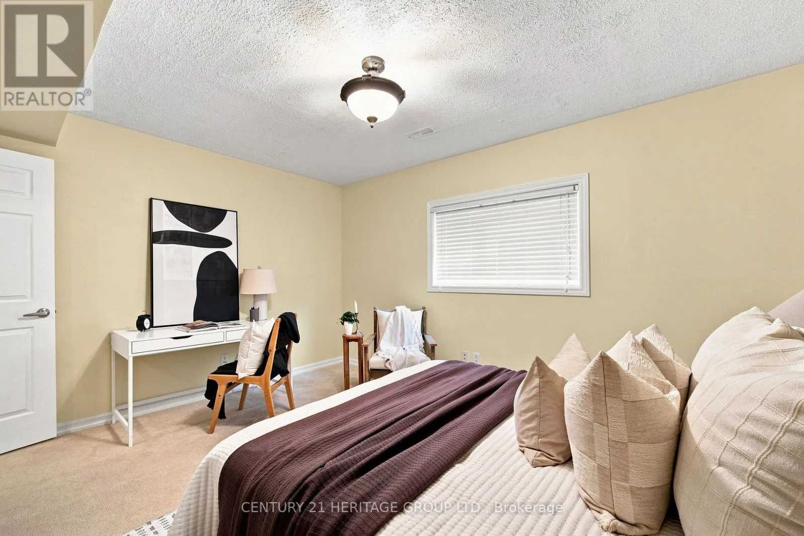 546 JERSEYVILLE ROAD W