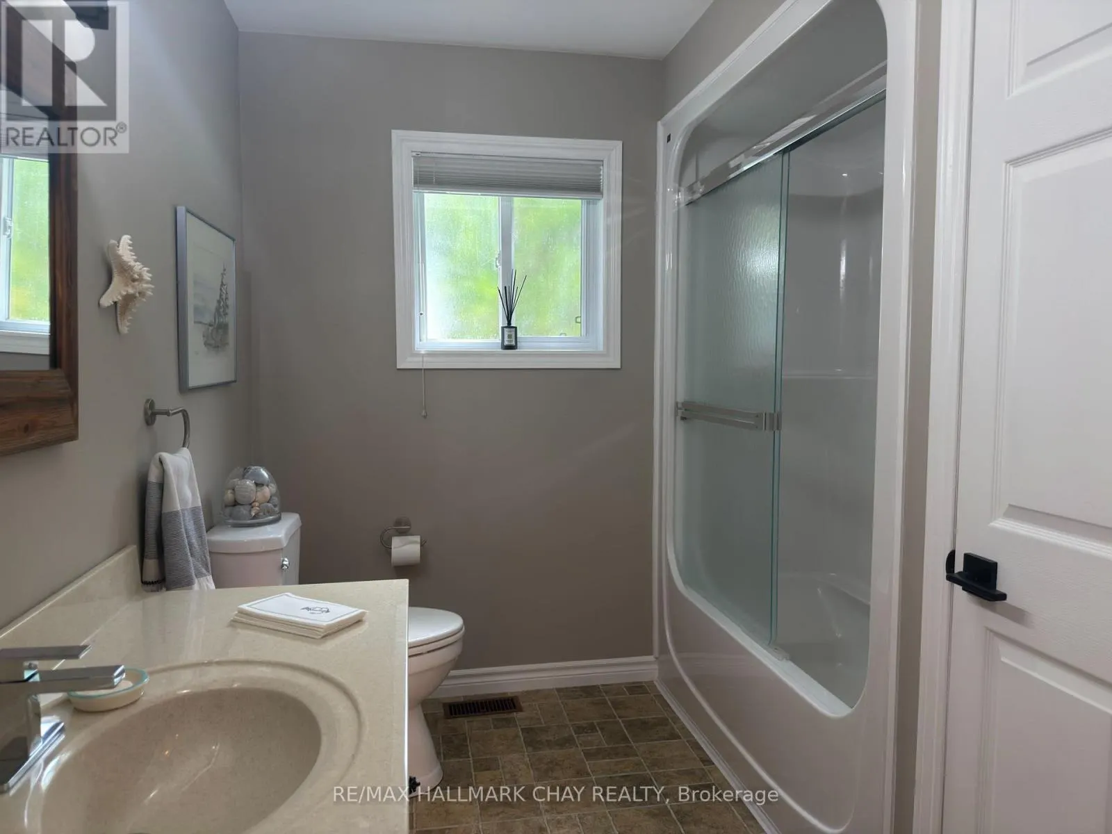 137 PICKEREL POINT ROAD