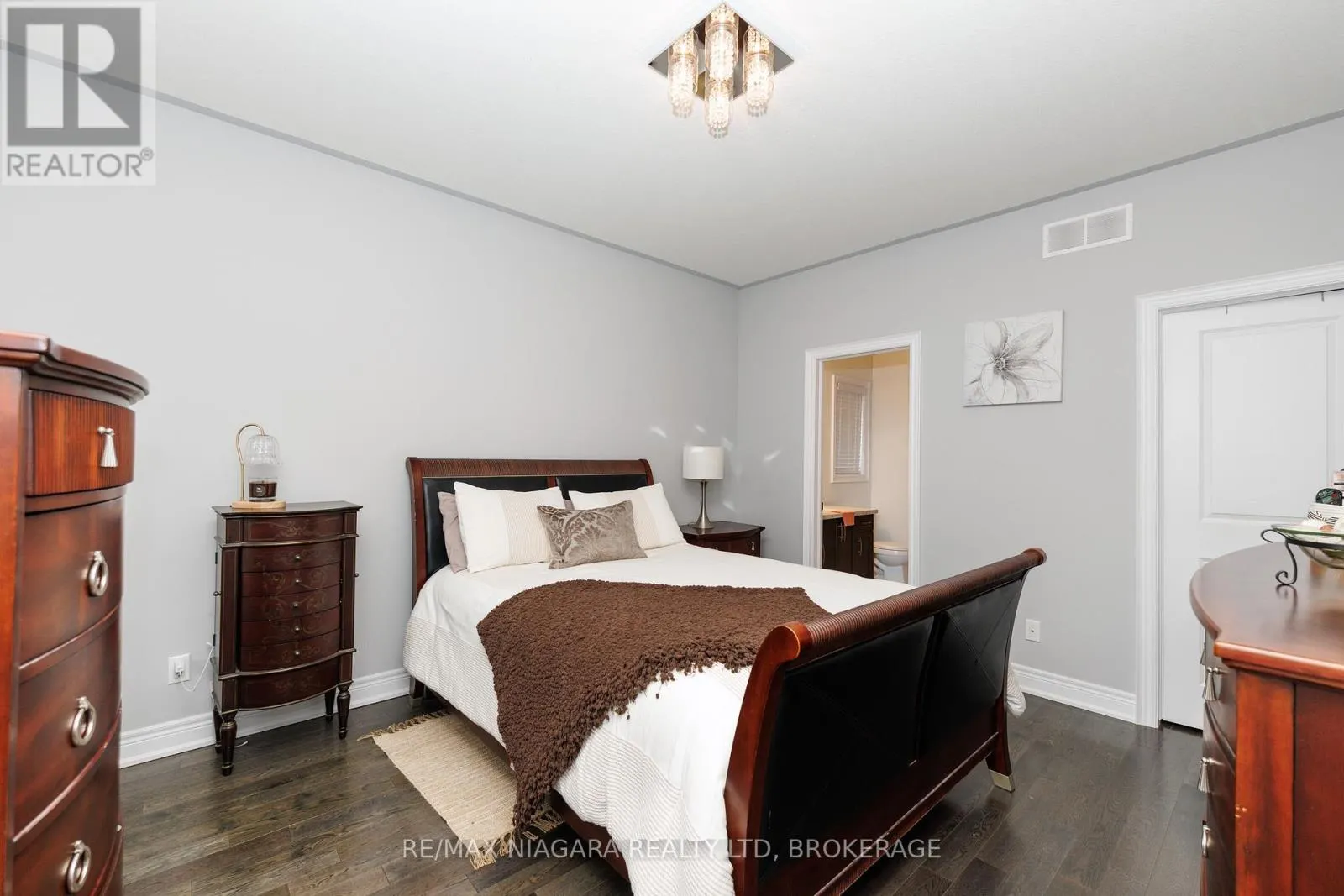 4049 VILLAGE CREEK DRIVE