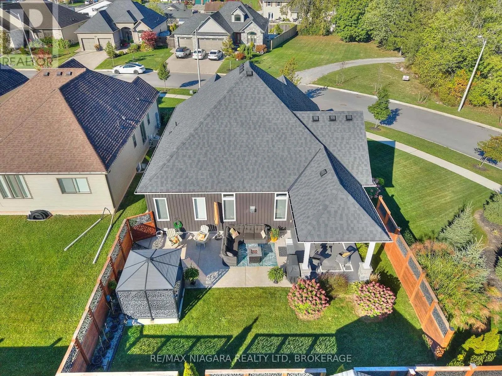 4049 VILLAGE CREEK DRIVE