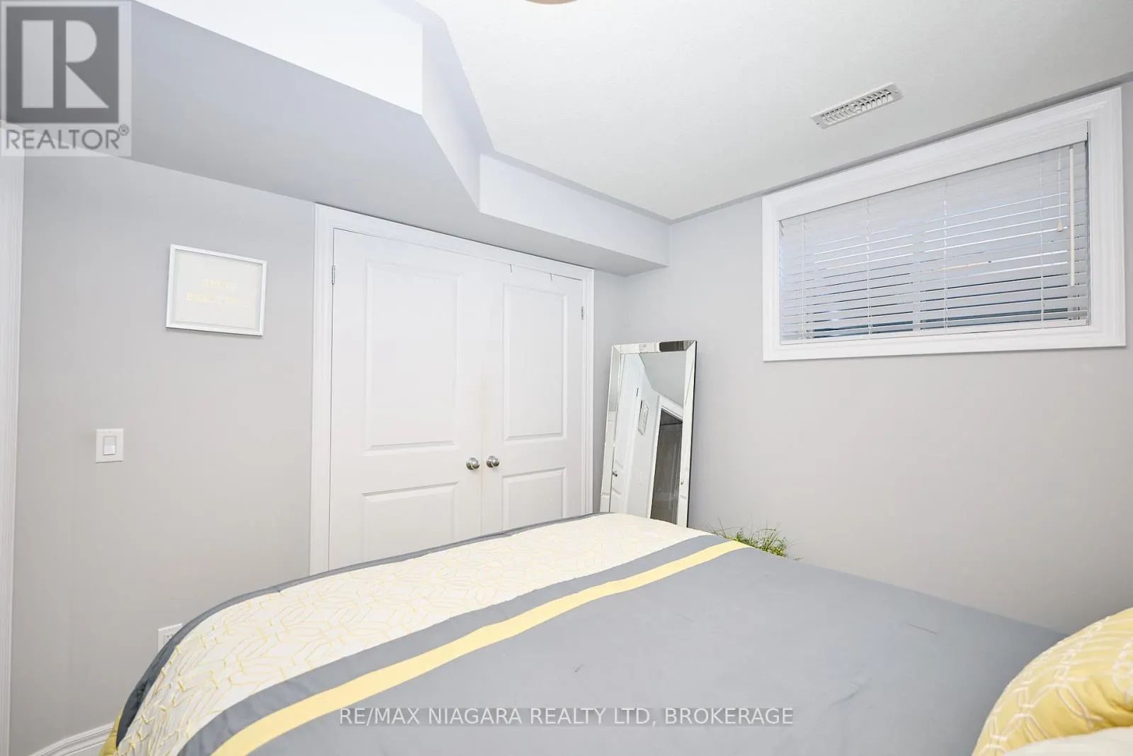4049 VILLAGE CREEK DRIVE