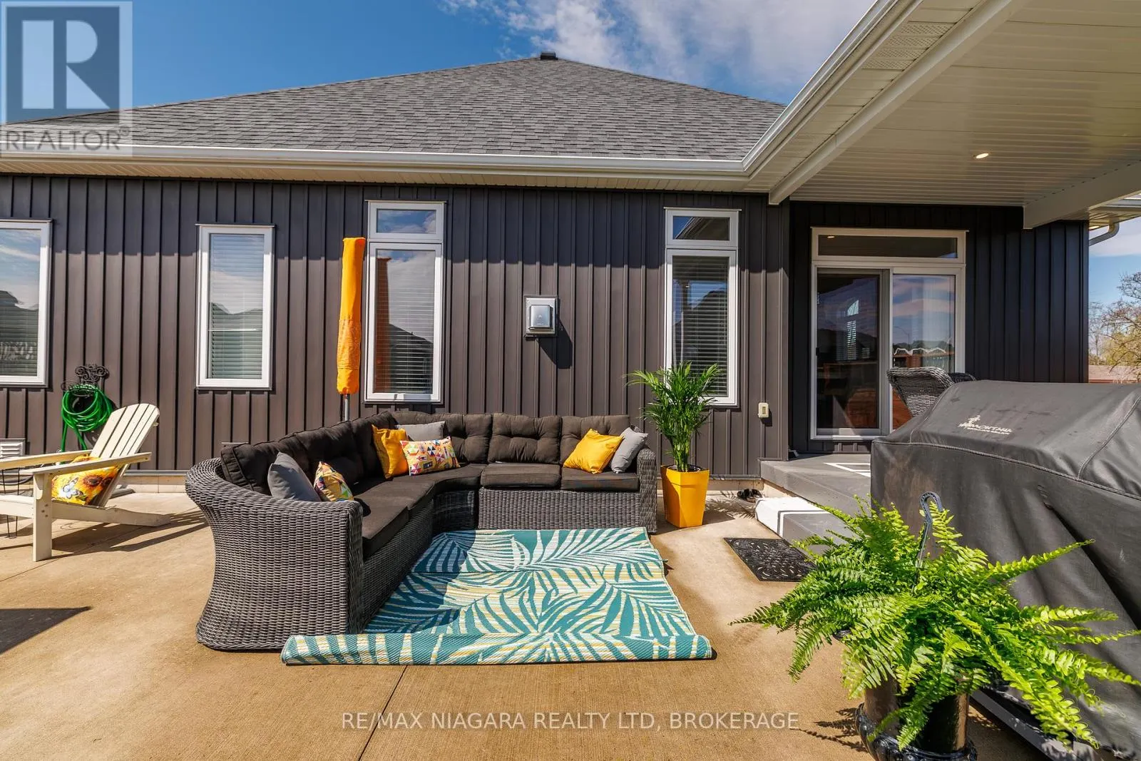 4049 VILLAGE CREEK DRIVE