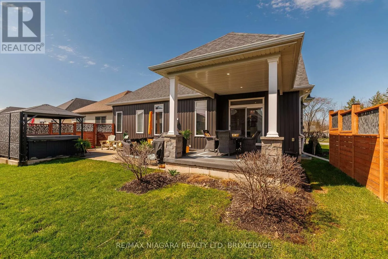 4049 VILLAGE CREEK DRIVE