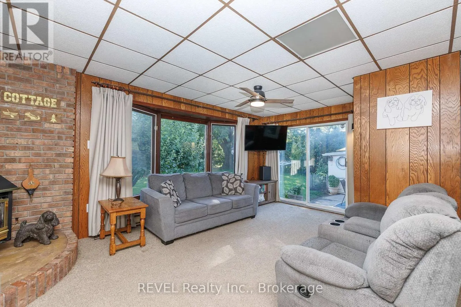 5608 GLAMIS CRESCENT