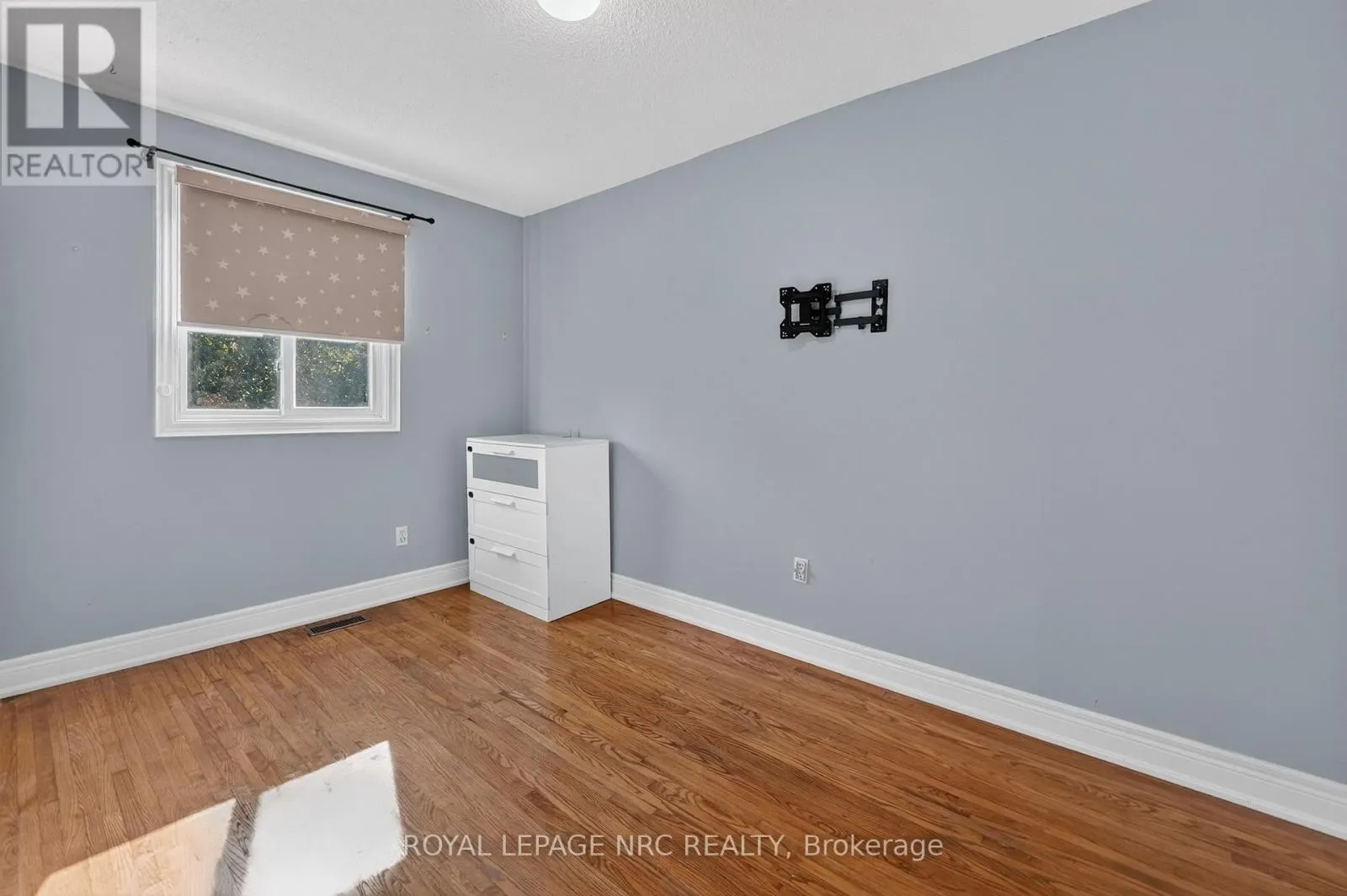 73 GREEN MAPLE DRIVE