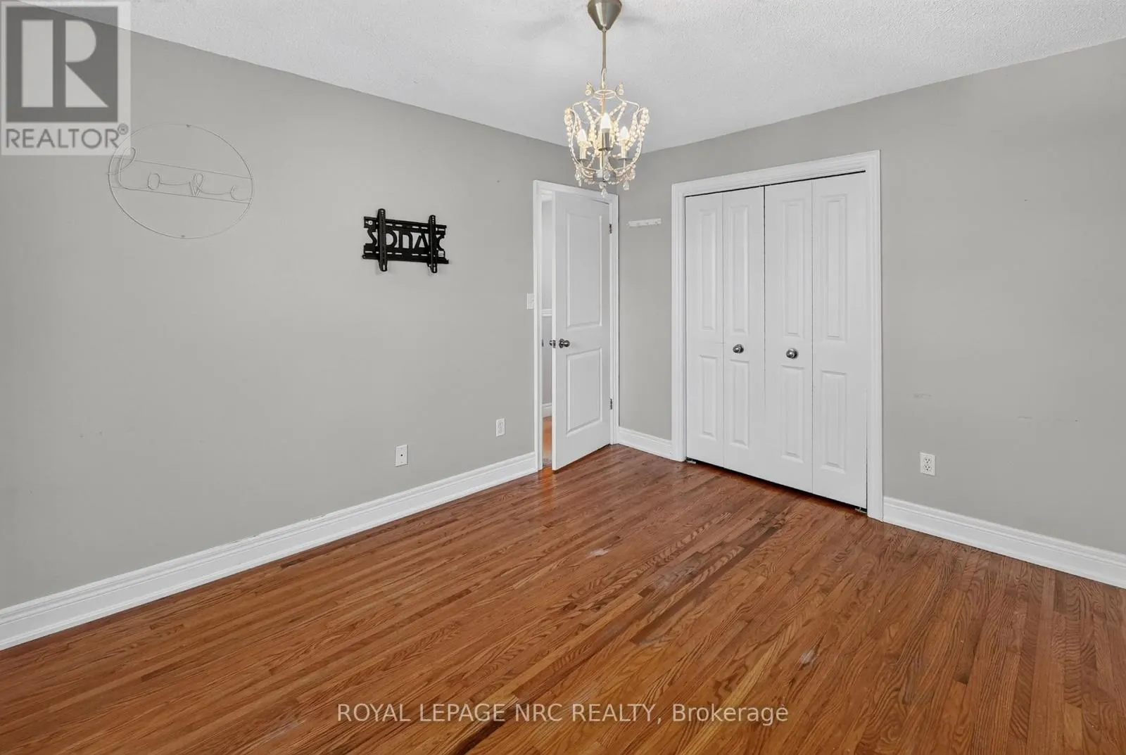 73 GREEN MAPLE DRIVE