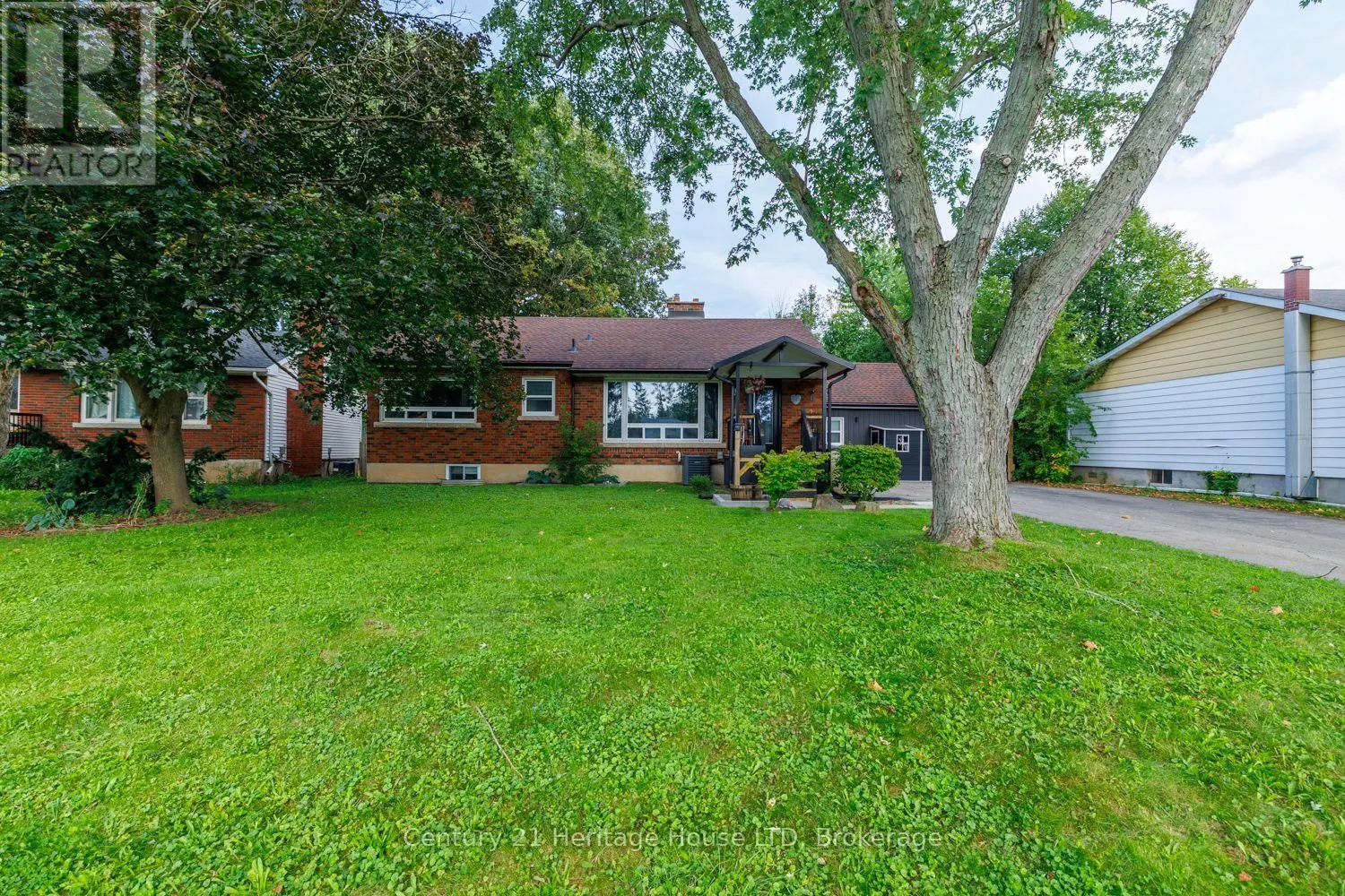 6 GREENOCK CIRCLE