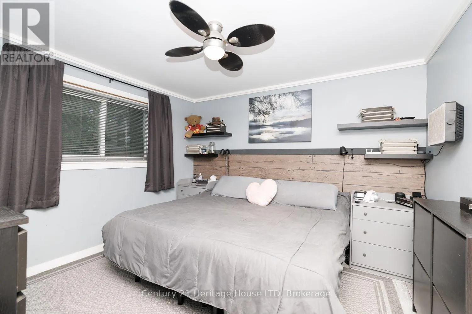 6 GREENOCK CIRCLE