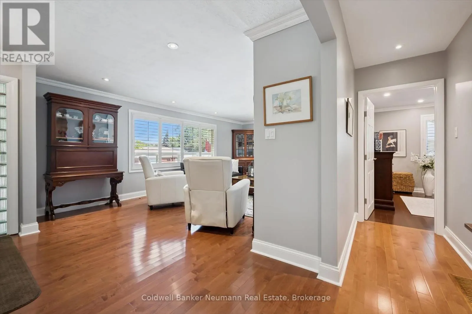 25 BENNETT AVENUE