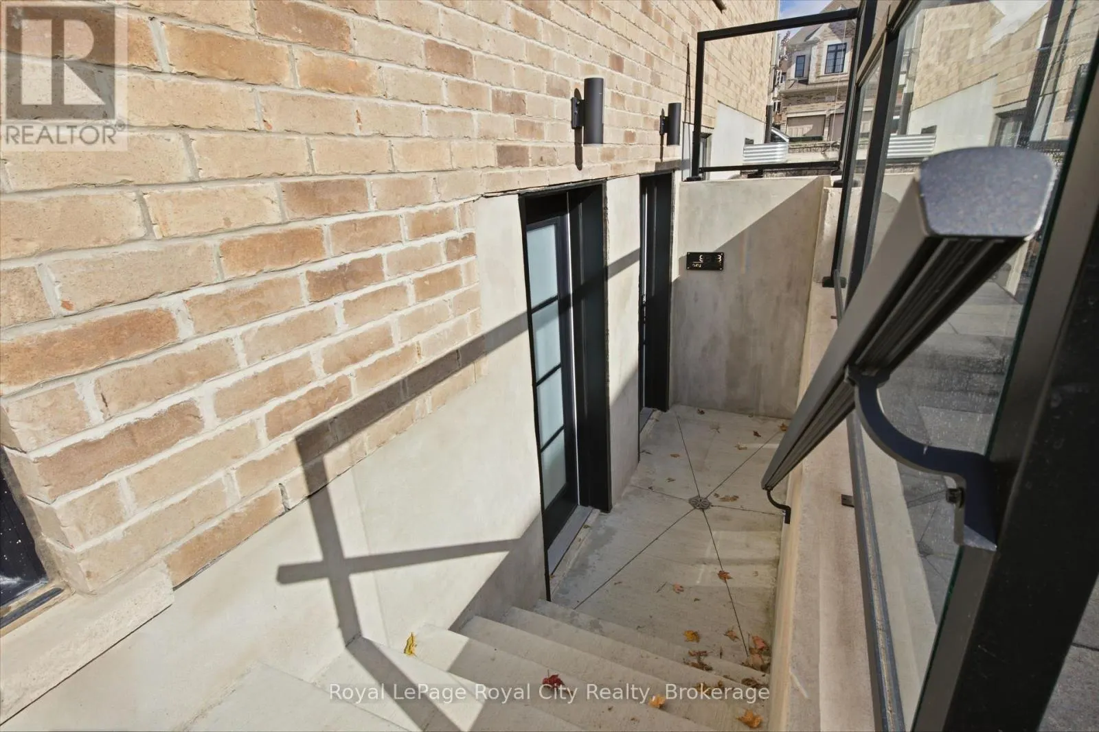 96 MCCANN STREET