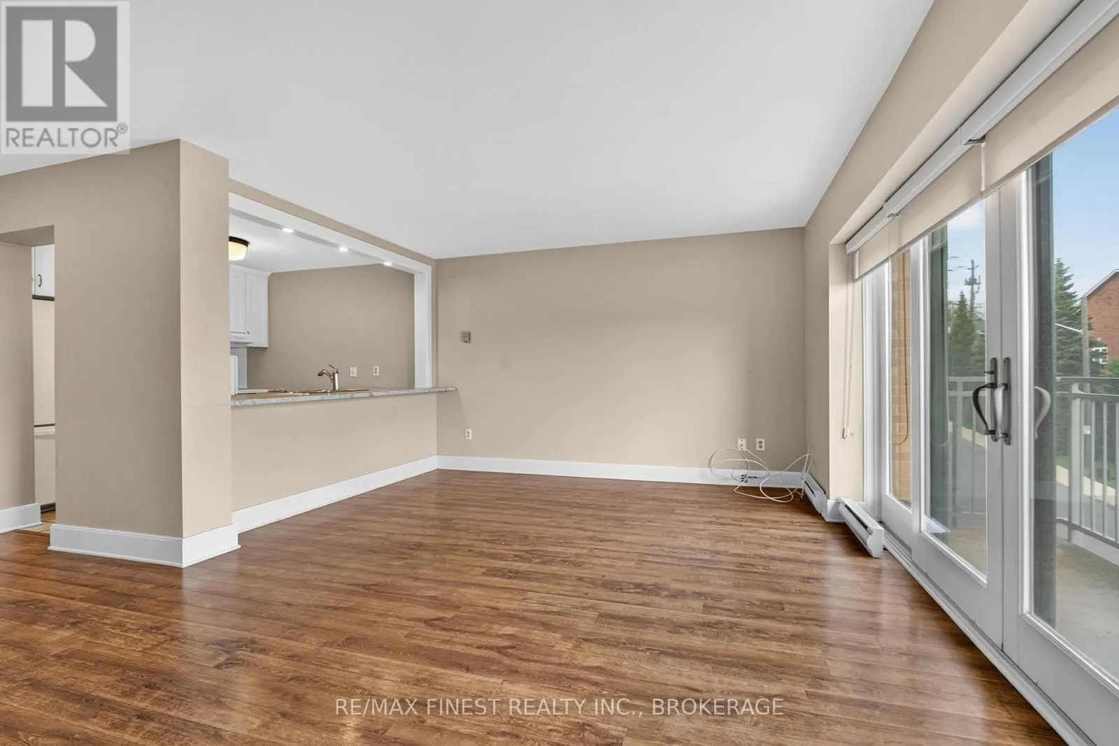 302 - 2 BAY STREET #302