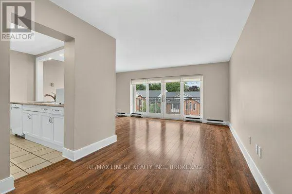 302 - 2 BAY STREET #302