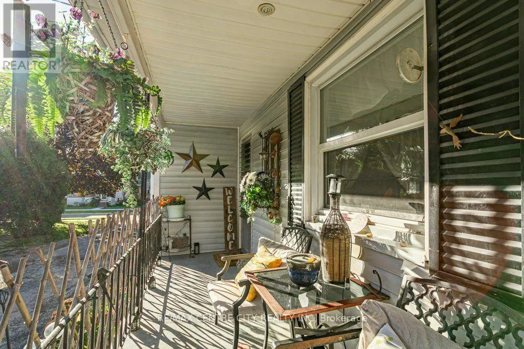 61 ALMA STREET