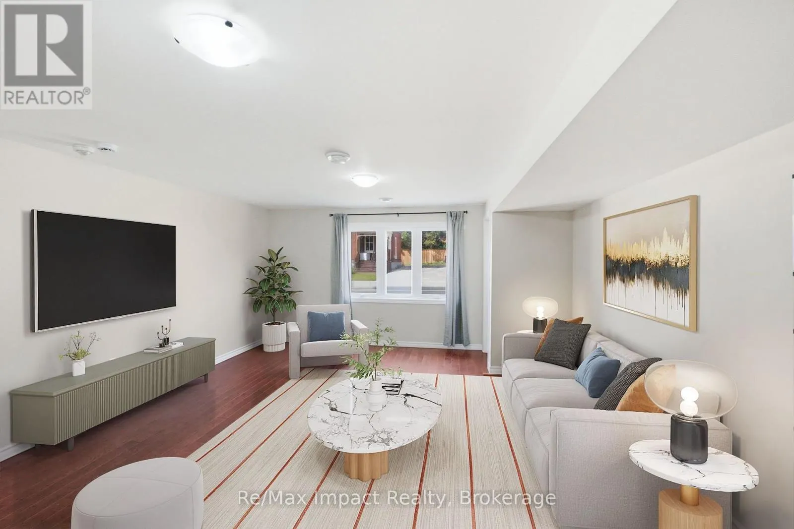 7 UNIVERSITY AVENUE E