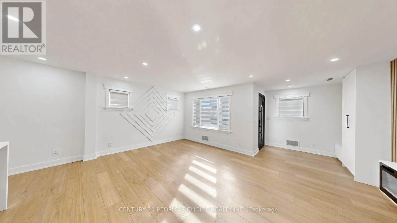 7 CECIL STREET