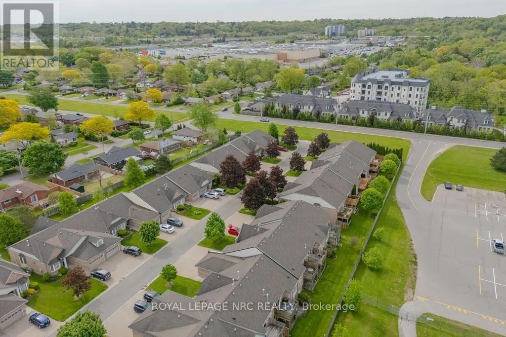 10 - 121 GLEN MORRIS DRIVE #10