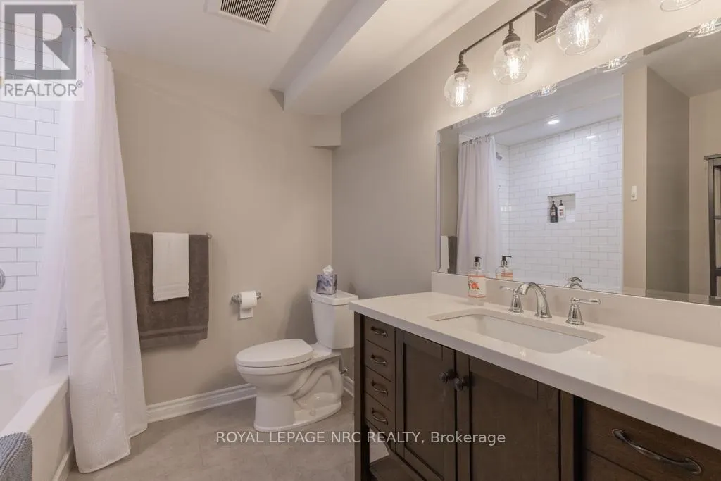 10 - 121 GLEN MORRIS DRIVE #10